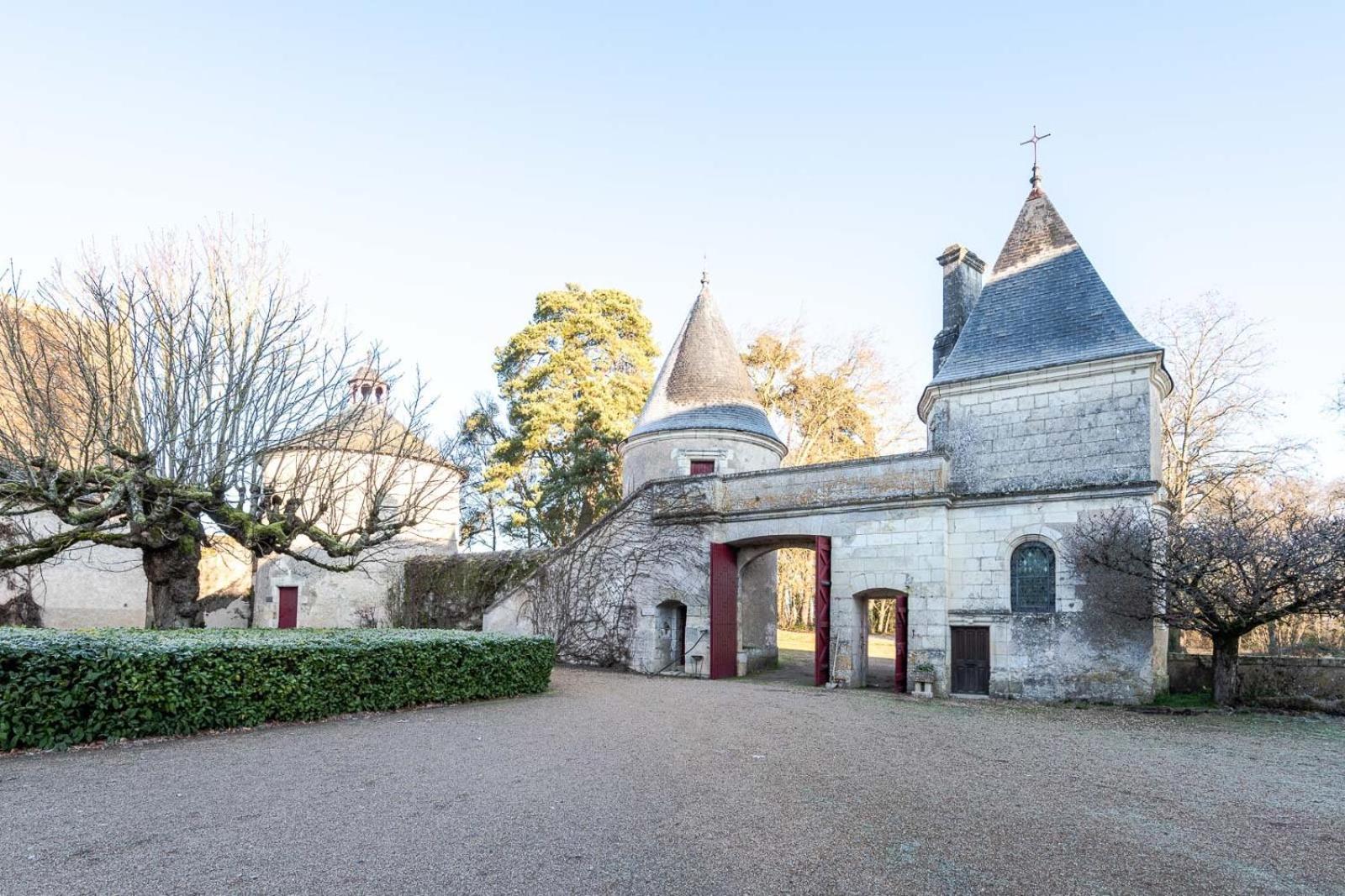 16Th Century Hunting Lodge - Chateau De Nitray Athée-sur-Cher Extérieur photo